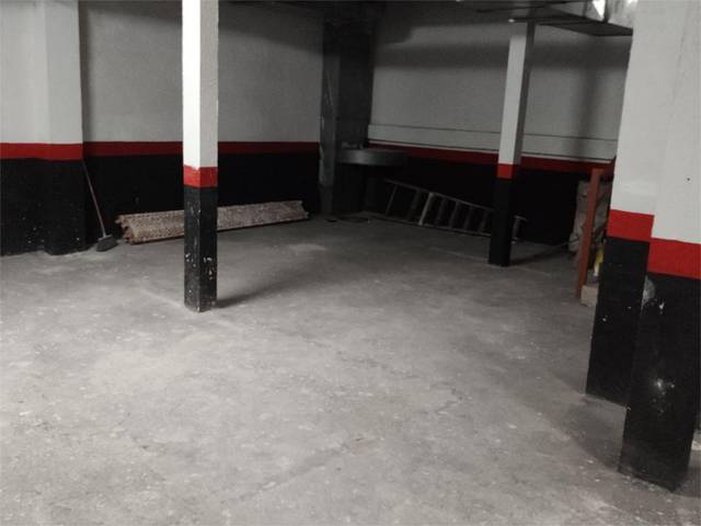 Garaje en Alquiler en Plaza del Campillo del Mundo Nuevo en Embajadores - Lavapiés