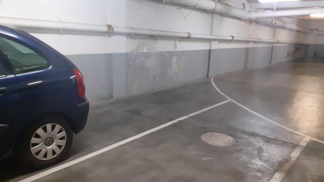 Garaje en Alquiler en Carrer de Sant Antoni Maria Claret en El Guinardó
