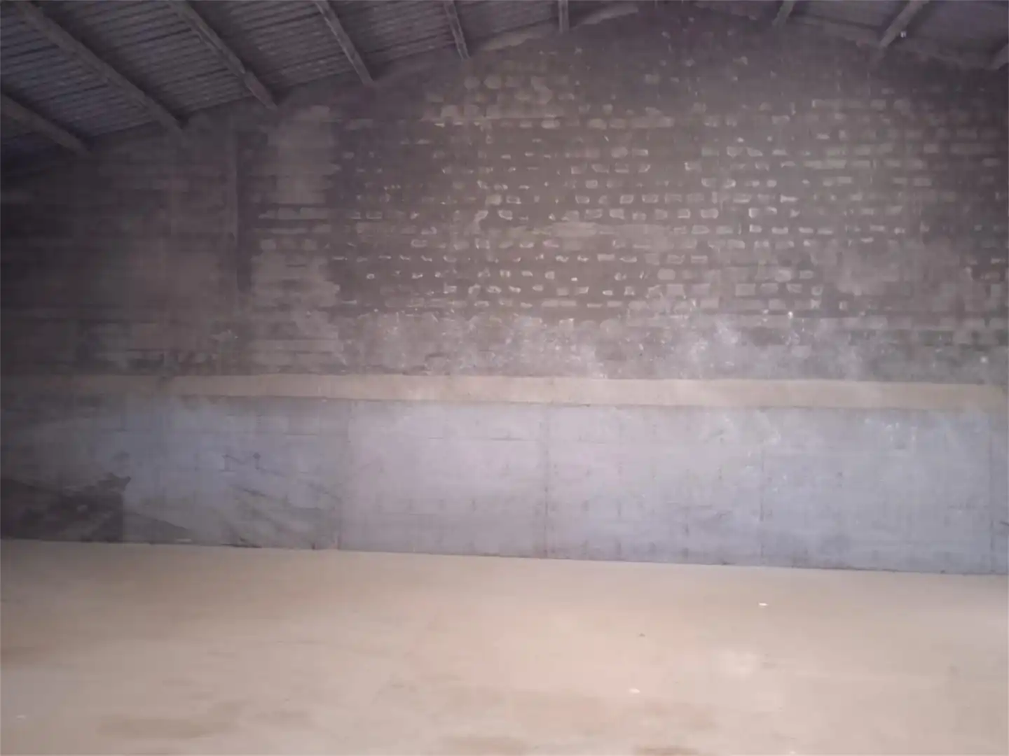 Garaje de alquiler en Calle Muelas, San Pedro de la Nave-Almendra Garaje de alquiler en San Pedro de la Nave-Almendra