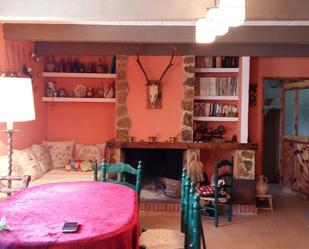 Living room of Single-family semi-detached for sale in Santiago-Pontones  with Terrace