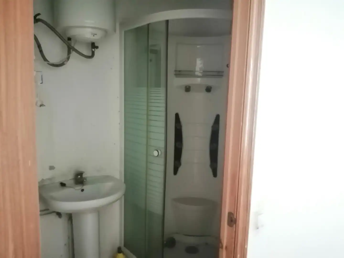 Commercial properties for rent in Carrer Emili Vendrell, La Pineda Commercial properties for rent in Carrer Emili Vendrell, La Pineda