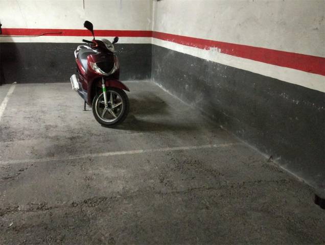 Garaje en Venta en Carrer de Regàs, 14 en Sant Gervasi- Galvany