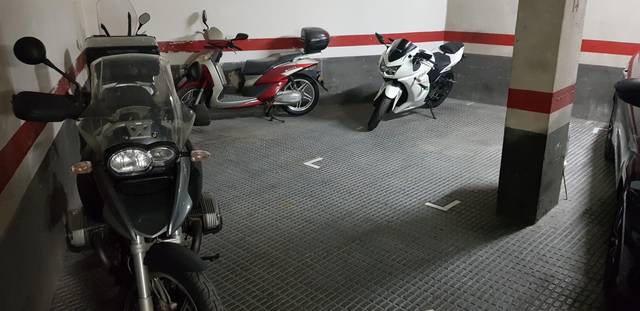 Garaje en Alquiler en Carrer de Ferlandina, 36 en El Raval