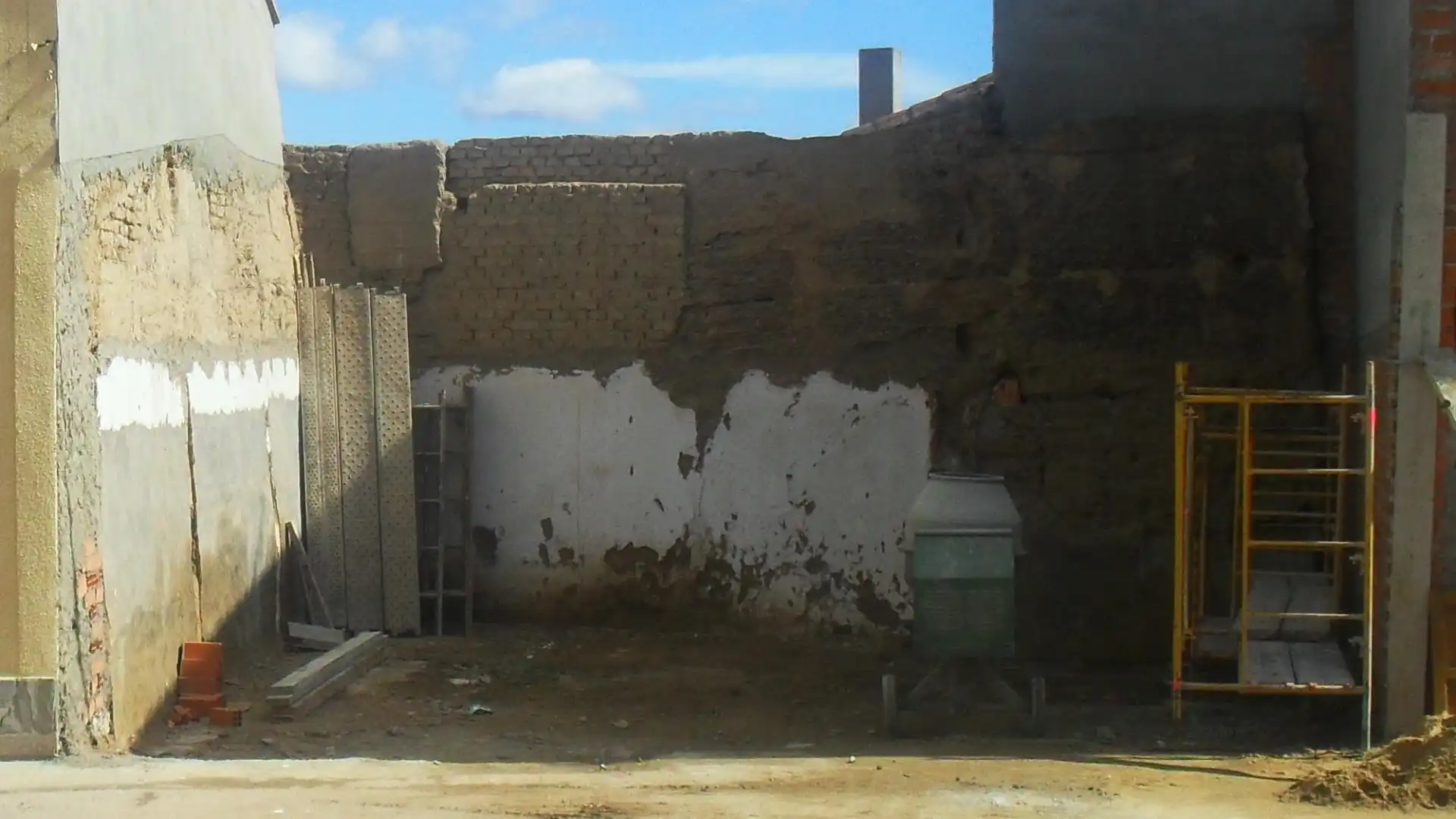 Vista exterior de Terreno en venta en Fuentelapeña