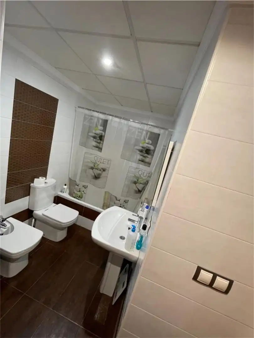 Piso en venta en Paseo Pedro Ponce, Pabellón - Estación - El Corte Inglés Baño de Piso en venta en El Ejido con Aire acondicionado, Calefacción y Terraza