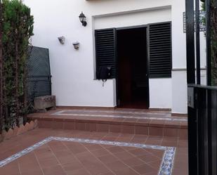 Exterior view of Single-family semi-detached to rent in Islantilla  with Terrace, Furnished and Oven