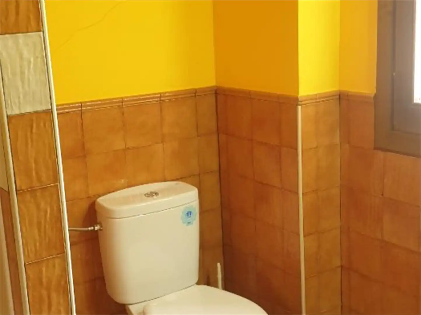 Casa o xalet en venda a Escuela, 4, Castiello de Jaca Bany de Casa o xalet en venda en Castiello de Jaca amb Calefacció, Jardí privat i Parquet