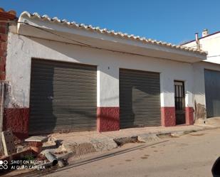 Vista exterior de Local en venda en Lorca