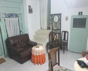 Sala d'estar de Casa adosada en venda en Utiel amb Balcó