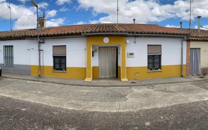 4 Viviendas y casas en venta en Santiago de la Puebla | fotocasa