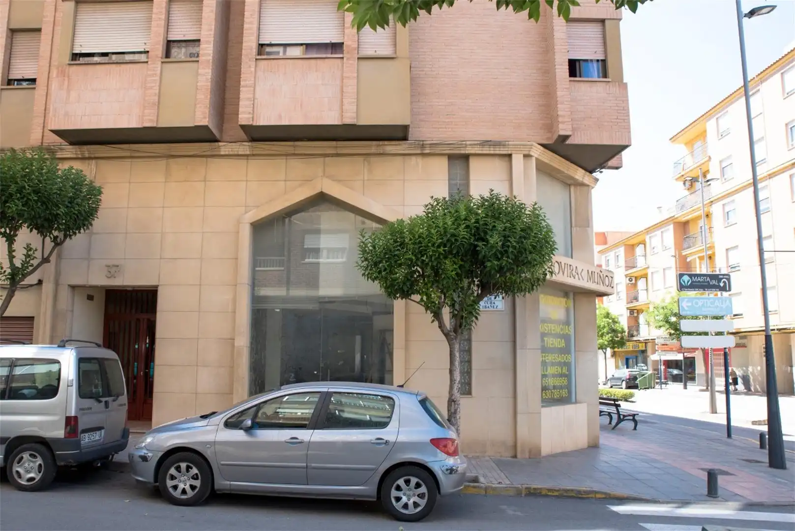 Industrial buildings for sale in Avenida Literato Azorín, Yecla Exterior view of Industrial buildings for sale in Yecla with Air Conditioner and Heating