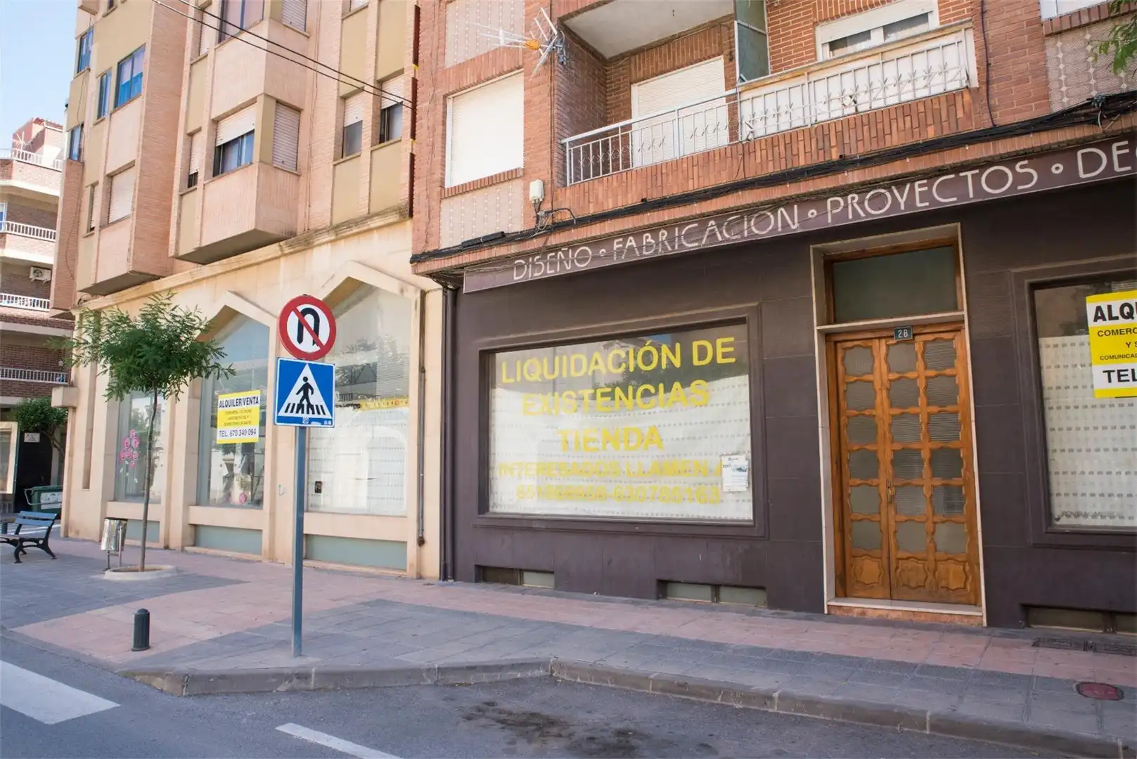 Industrial buildings for sale in Avenida Literato Azorín, Yecla Exterior view of Industrial buildings for sale in Yecla with Air Conditioner and Heating