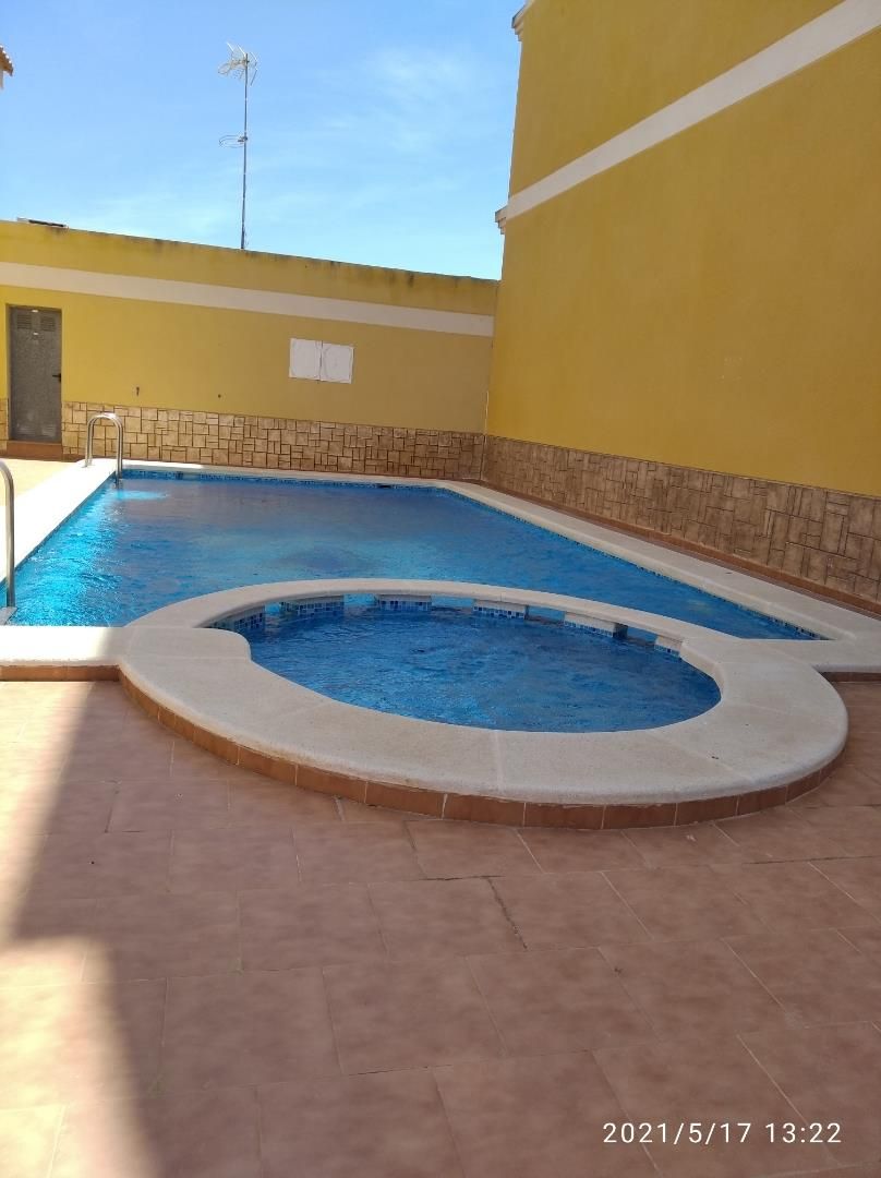 Piscina de Apartament en venda en Formentera del Segura amb Aire condicionat i Terrassa
