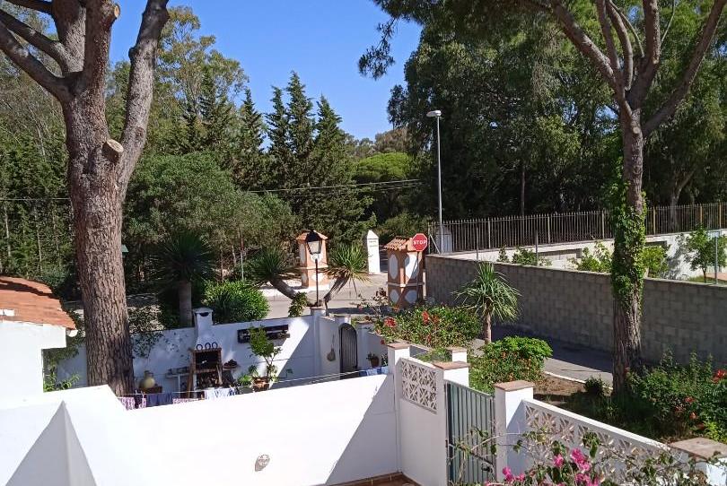 Foto 1 de Casa adosada de lloguer a Calle Luxemburgo, 132, San Andrés Golf, Cádiz