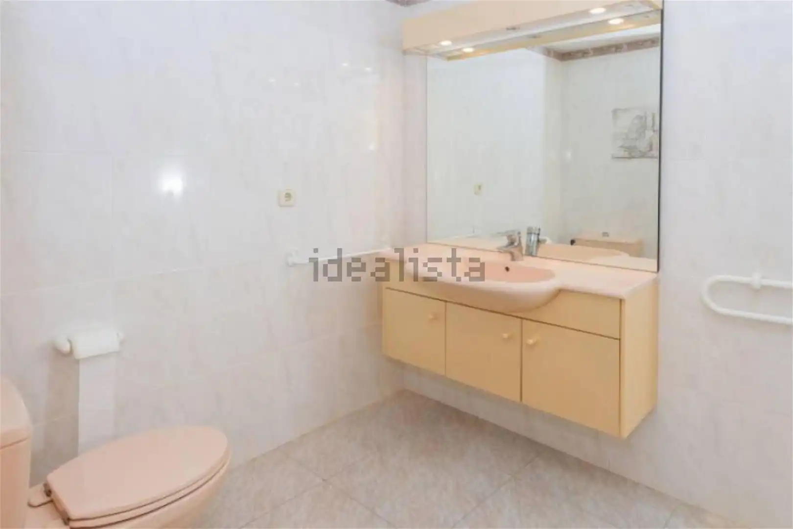 Casa o chalet en venta en Urbanización Tossal Gros, 46, La Font d'en Carròs Baño de Casa o chalet en venta en La Font d'en Carròs con Terraza, Piscina y Balcón