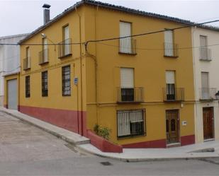 Exterior view of Duplex for sale in Villanueva del Arzobispo  with Terrace and Balcony