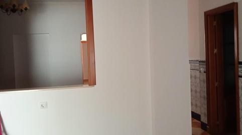 Foto 3 de Piso en venta en Calle Segura, 36, Villamartín, Cádiz