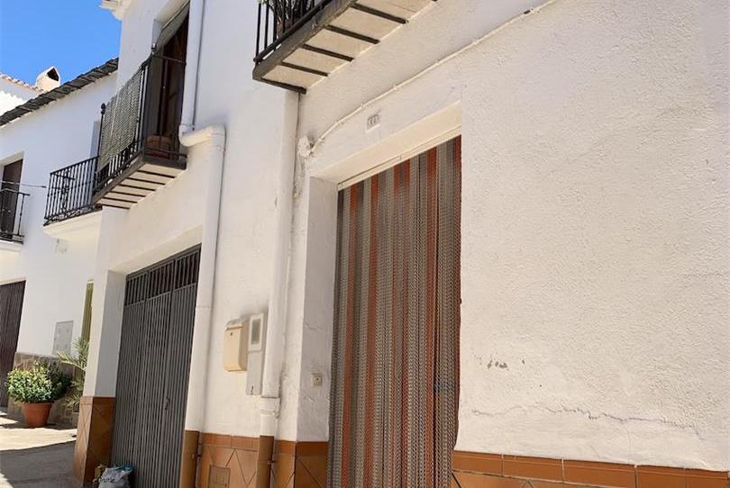 Single-family semi-detached for sale in Calle Plaza, 2, Ugíjar, Granada - image 1 Photo 1 of Single-family semi-detached for sale in Calle Plaza, 2, Ugíjar, Granada