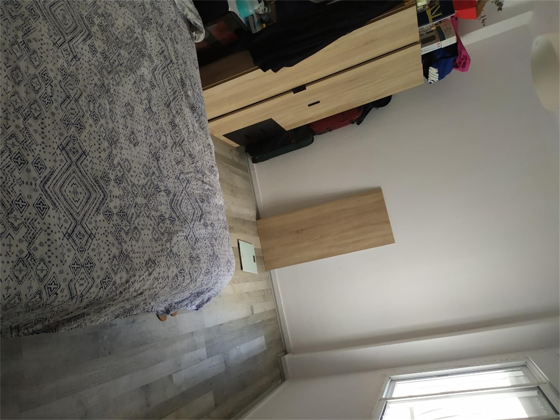 Habitación de Piso en venta en Chiva con Parquet, Amueblado y Horno
