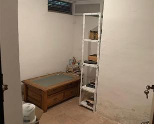 Box room to rent in  Madrid Capital