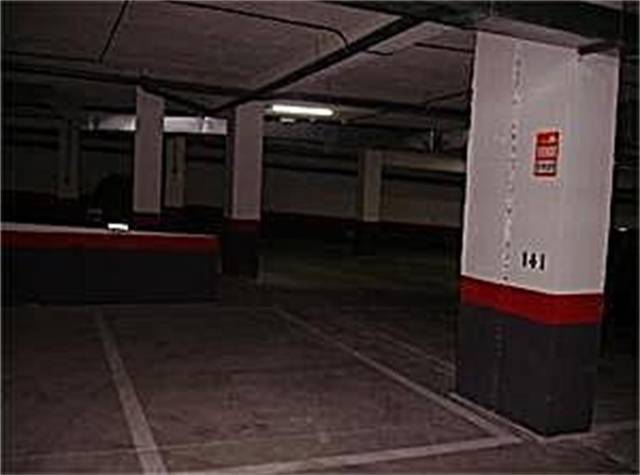 Garaje en Alquiler en Avenida Asturias, 55 en Almenara -Ventilla