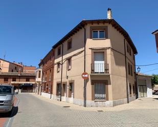 Exterior view of Single-family semi-detached for sale in Melgar de Fernamental