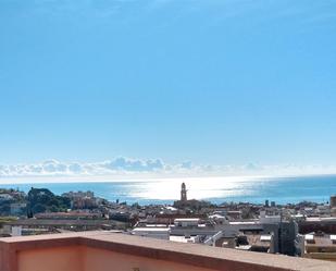 Vista exterior de Dúplex en venda en Canet de Mar amb Aire condicionat, Terrassa i Balcó