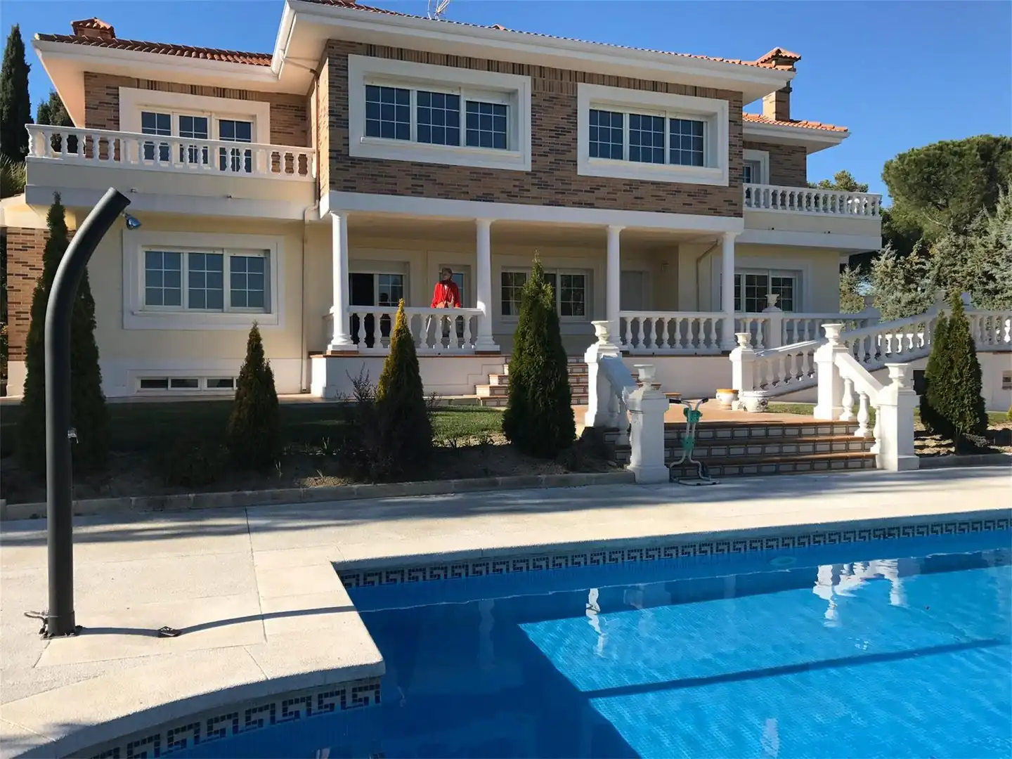 Piscina de Casa o xalet per a compartir en Boadilla del Monte amb Aire condicionat, Calefacció i Jardí privat