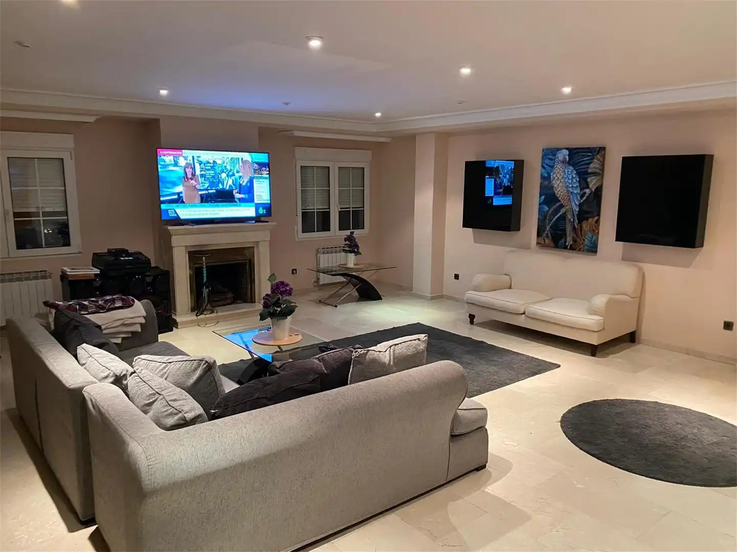 Sala d'estar de Casa o xalet per a compartir en Boadilla del Monte amb Aire condicionat, Calefacció i Jardí privat