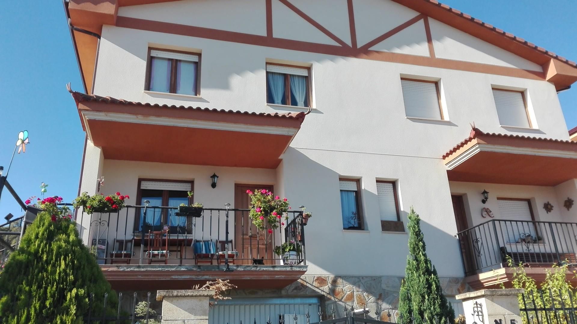 Exterior view of House or chalet for sale in Frías  with Heating, Private garden and Terrace