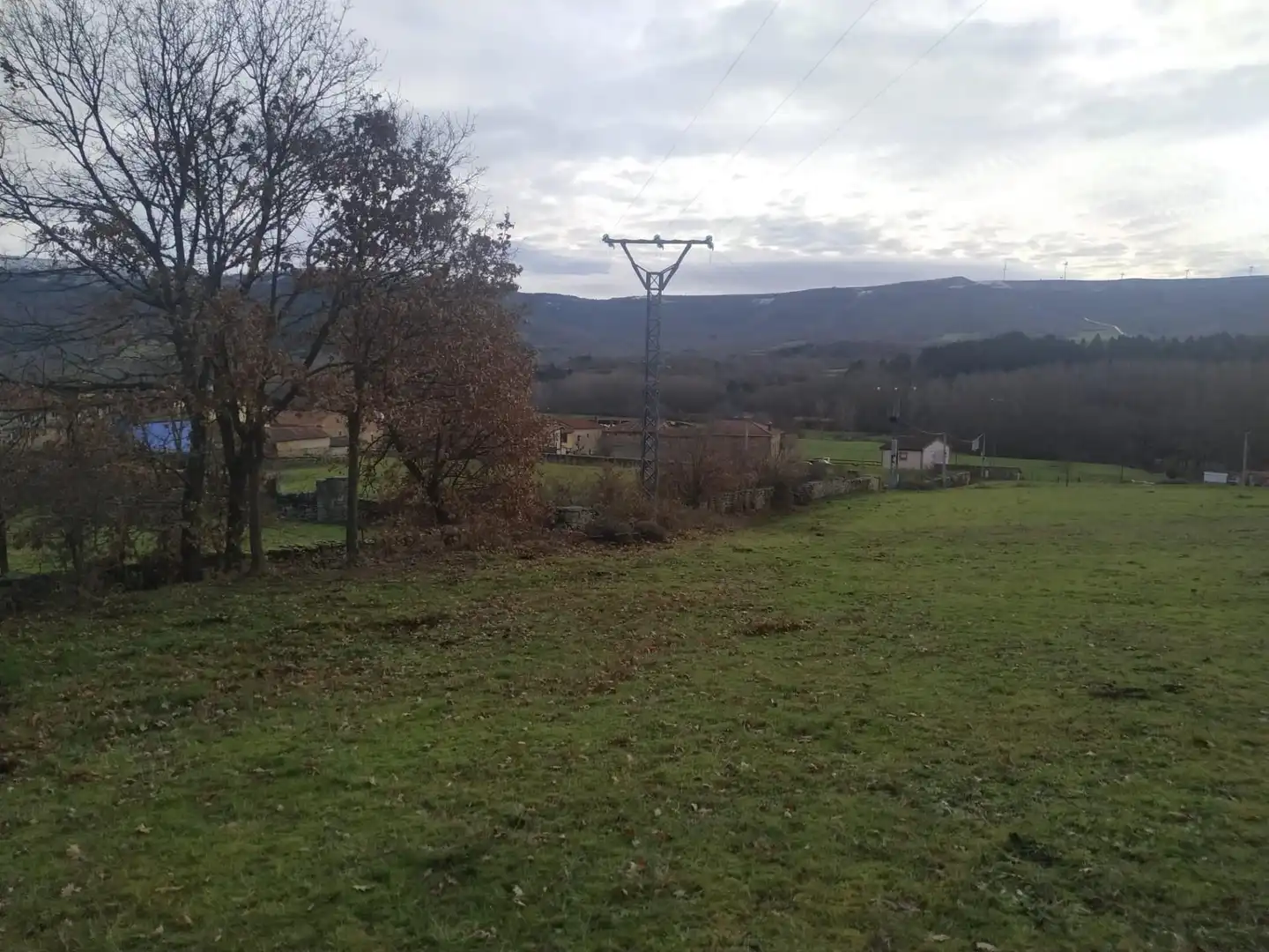 Land for sale in Barrio Polientes, Valderredible Land for sale in Valderredible