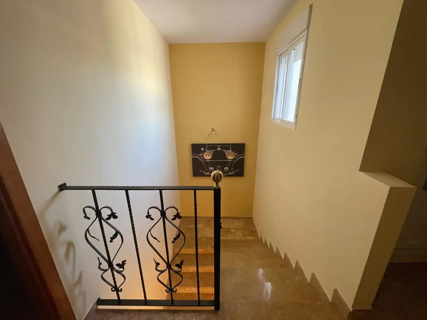 Casa adosada en venda a Avenida Albacete, Requena Casa adosada en venda en Requena