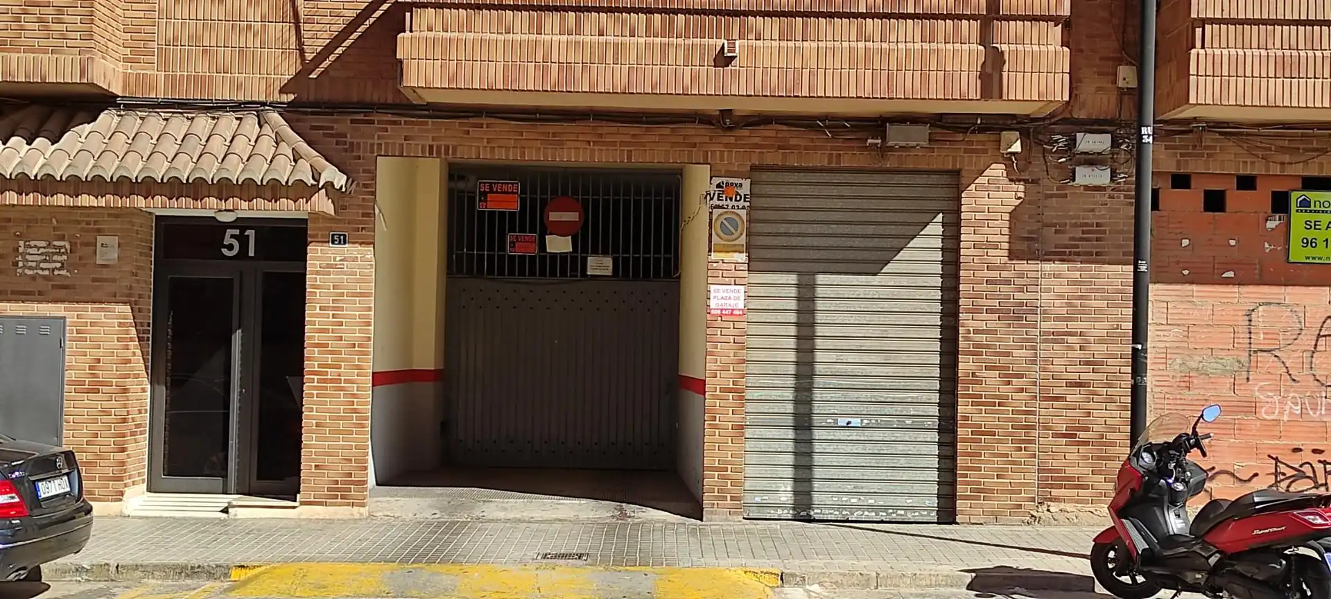 Garage zum Verkauf in Calle Cronista Vicent Beguer Esteve, 2, Centro - Casco antiguo Parkplatz von Garage zum Verkauf in Torrent