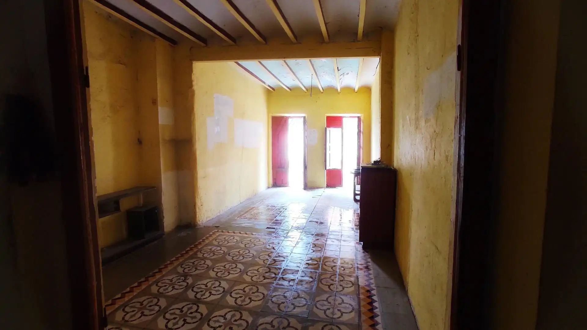 Casa adosada en venda a Calle Corredera, 26, Yecla Casa adosada en venda en Yecla amb Terrassa i Balcó