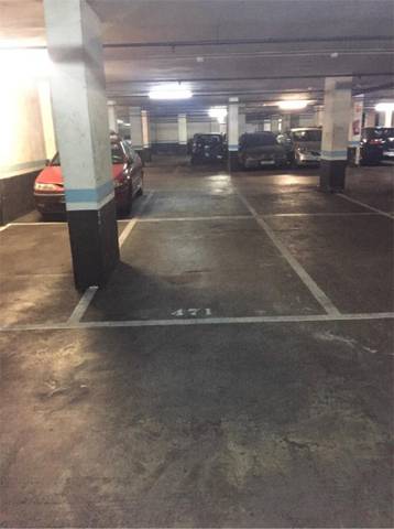 Garaje en Venta en Carrer de Sant Pere d'Abanto, 14 en Hostafrancs