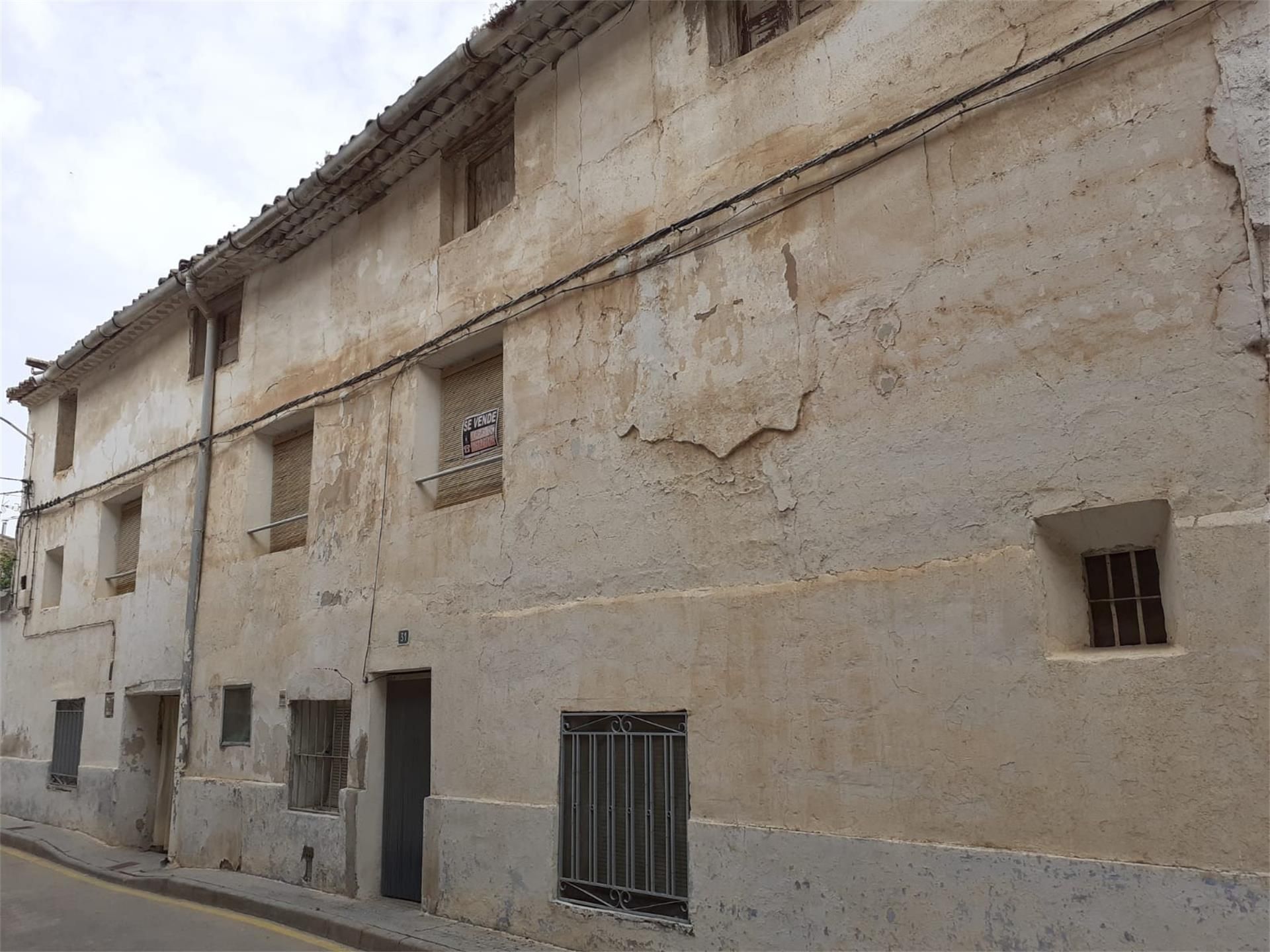 Vista exterior de Casa o xalet en venda en Cadrete amb Terrassa i Balcó