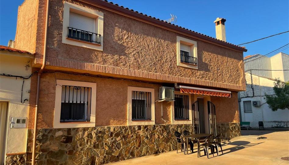 Single-family semi-detached for sale in Calle Hernán Cortés, Alía, Cáceres - image 1 Photo 1 of Single-family semi-detached for sale in Calle Hernán Cortés, Alía, Cáceres