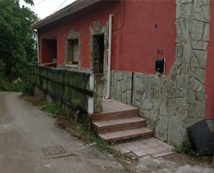 Exterior view of Single-family semi-detached for sale in Oviedo   with Terrace