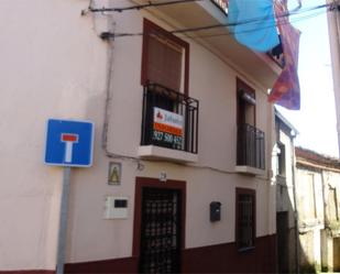 Exterior view of Single-family semi-detached for sale in Pinofranqueado  with Air Conditioner, Swimming Pool and Balcony