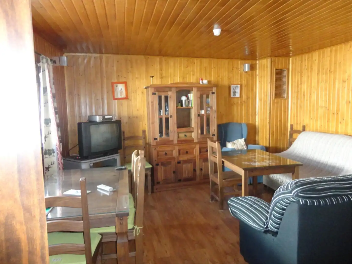 Sala de estar de Casa adosada en venta en Pinofranqueado con Aire acondicionado, Calefacción y Parquet
