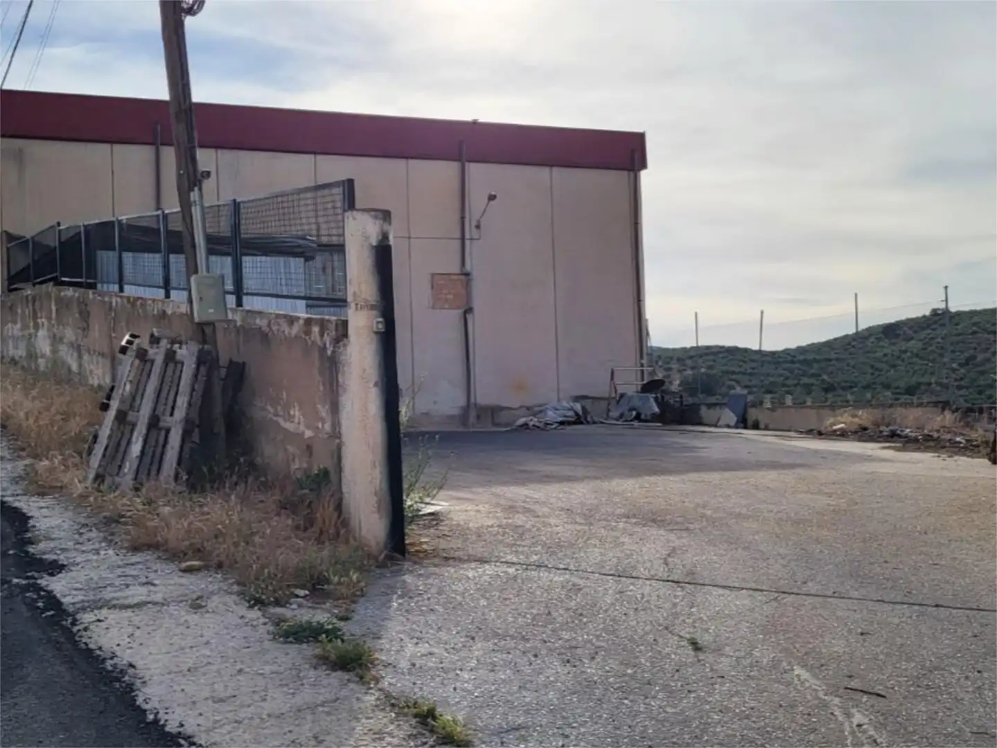 Vista exterior de Nave industrial de alquiler en Los Villares con Aire acondicionado