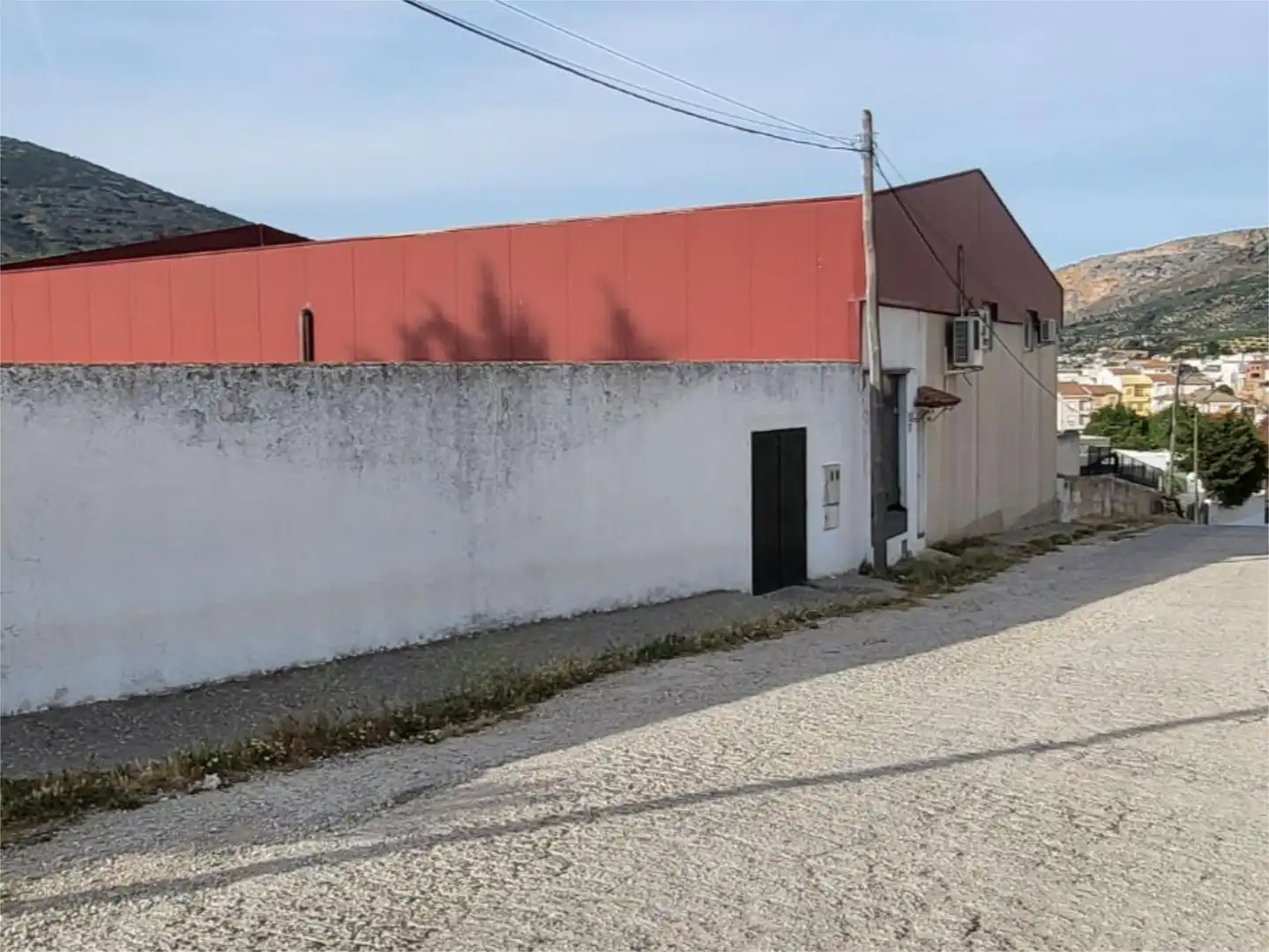 Vista exterior de Nave industrial de alquiler en Los Villares con Aire acondicionado