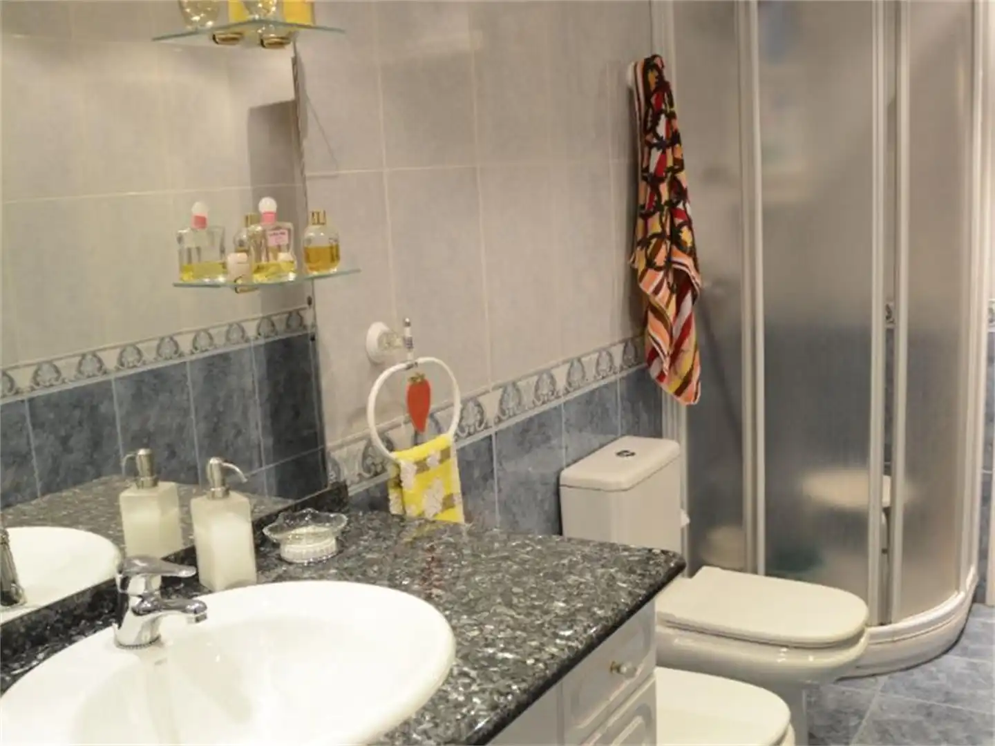 Wohnung zum Verkauf in Avenida de la Libertad, 44, San Martín del Rey Aurelio Badezimmer von Wohnung zum Verkauf in San Martín del Rey Aurelio mit Heizung, Parkett und Terrasse