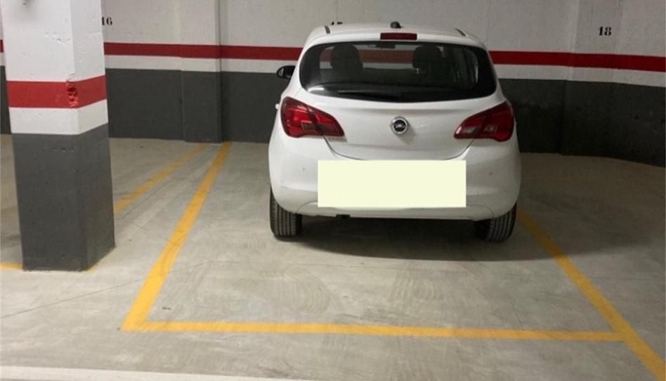 Foto 1 de Garatge de lloguer a Calle Imperial, Universidad, Albacete