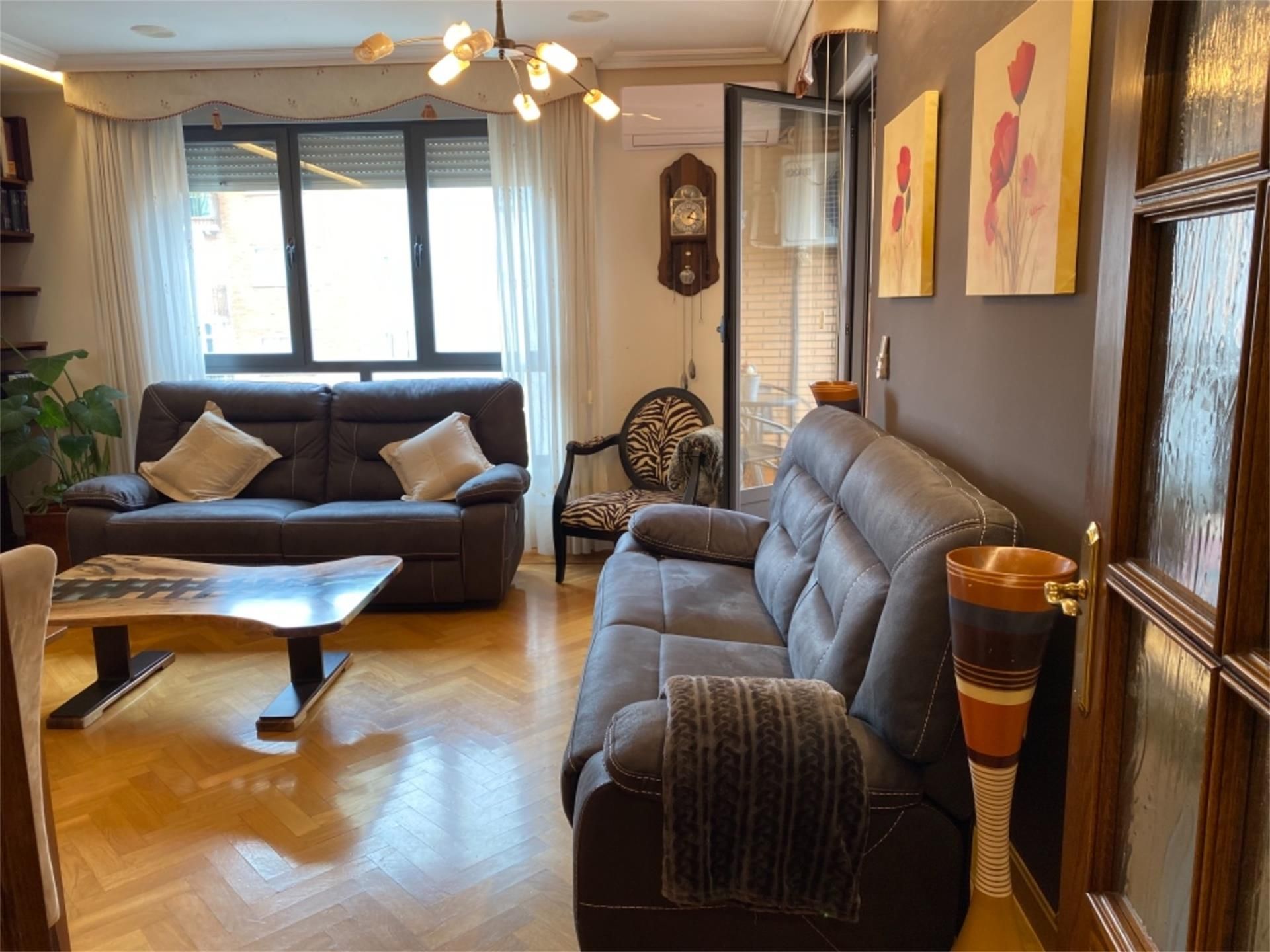 Living room of Flat for sale in Almazán  with Air Conditioner, Terrace and Balcony