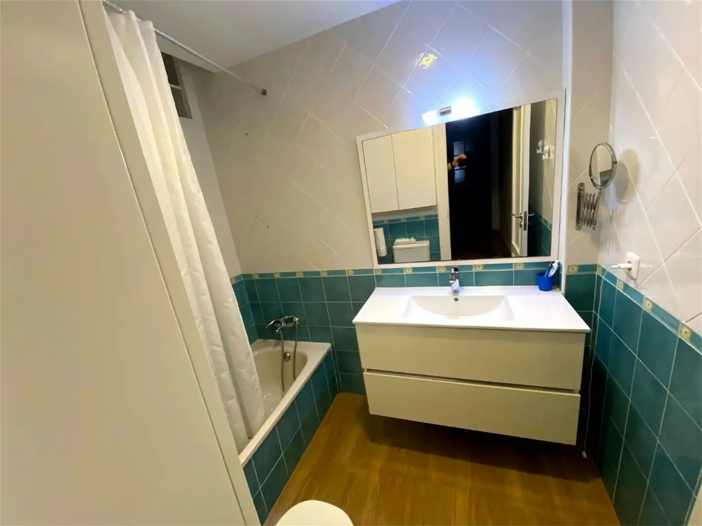 Piso en venta en Calle Campoamor, 30, El Puerto - Romanilla Baño de Piso en venta en Roquetas de Mar con Aire acondicionado, Calefacción y Terraza