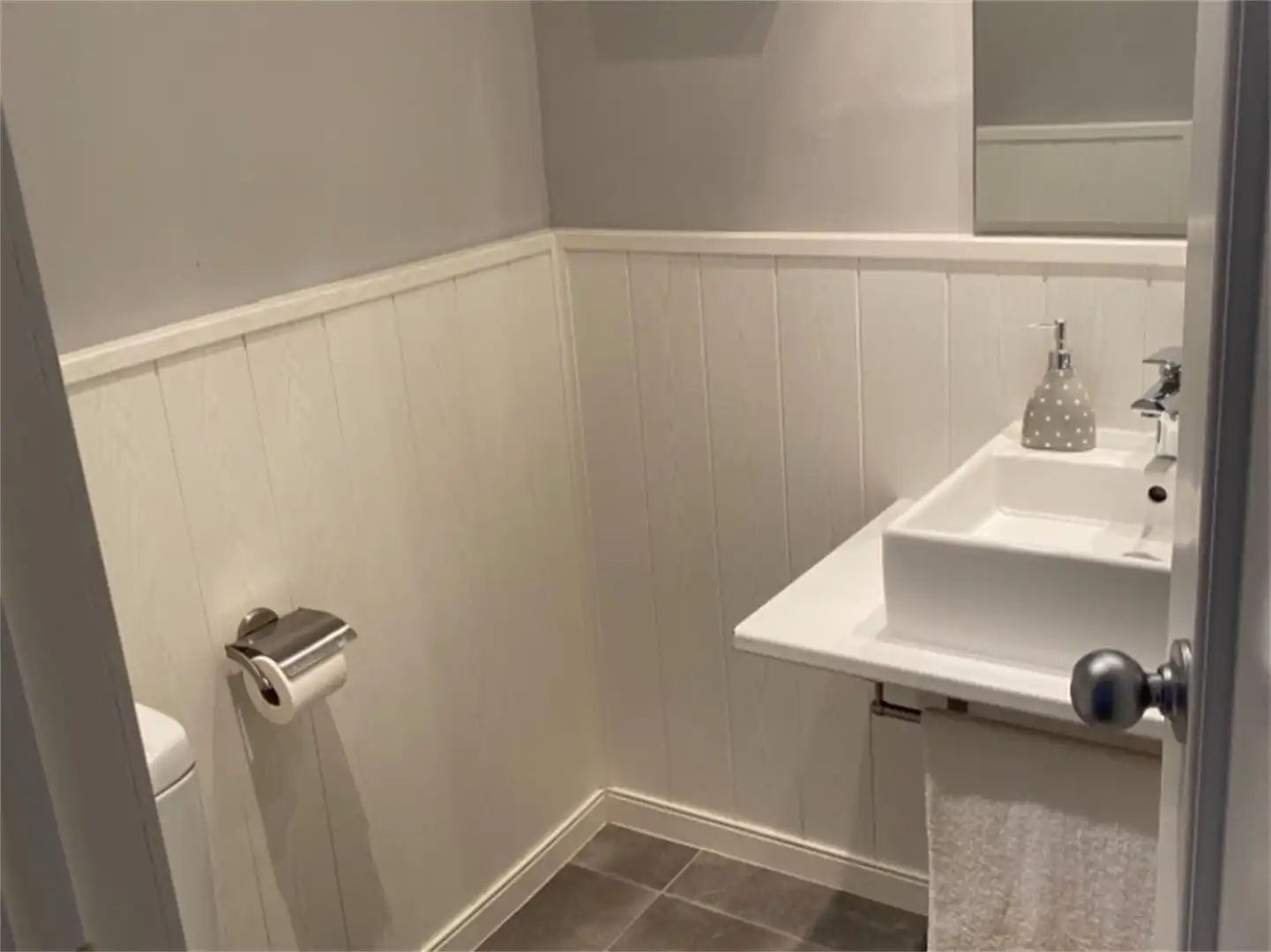 Piso en venta en Calle Conde de Barcelona, Almagro Baño de Piso en venta en Almagro