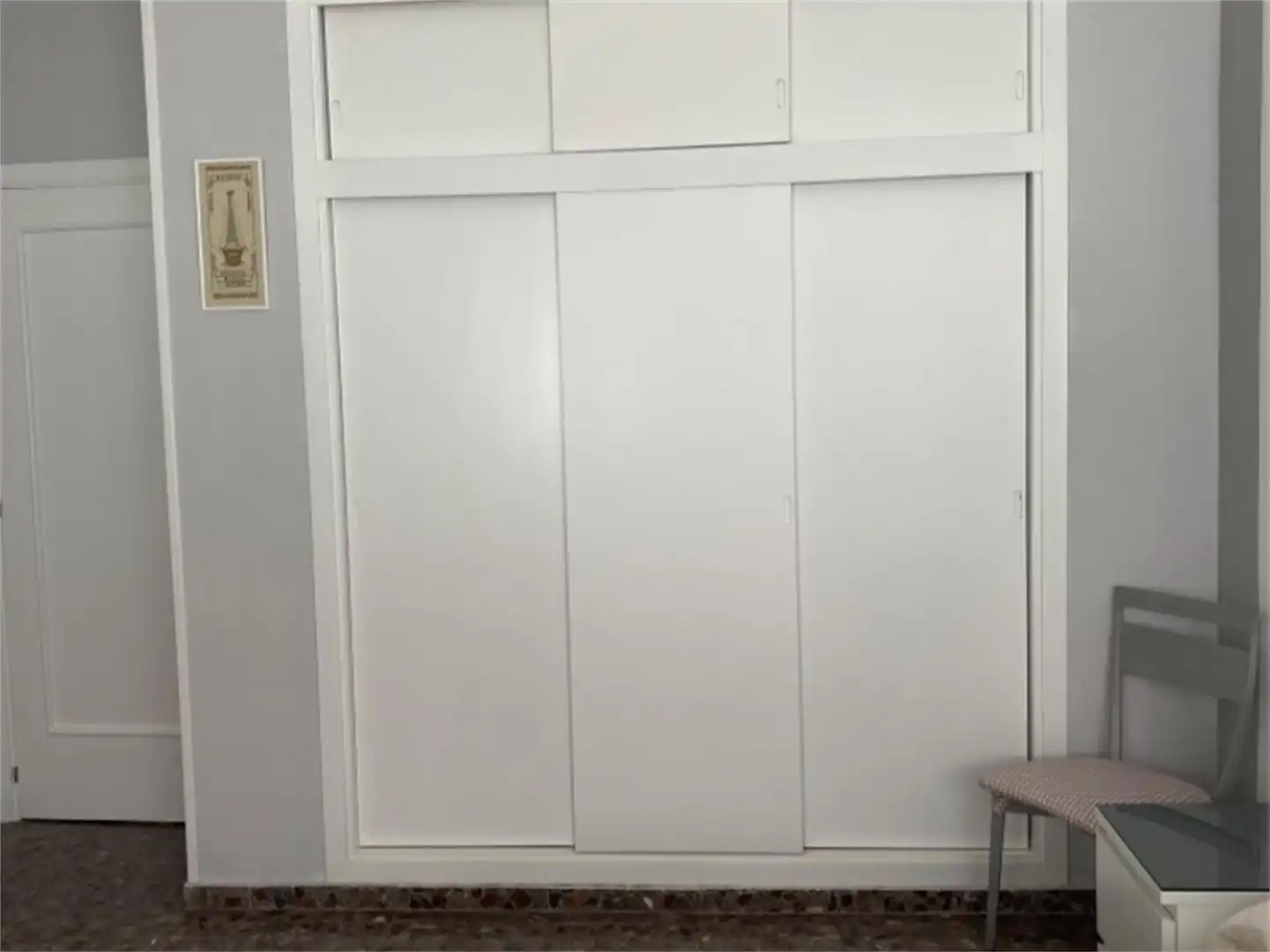 Piso en venta en Calle Conde de Barcelona, Almagro Habitación de Piso en venta en Almagro