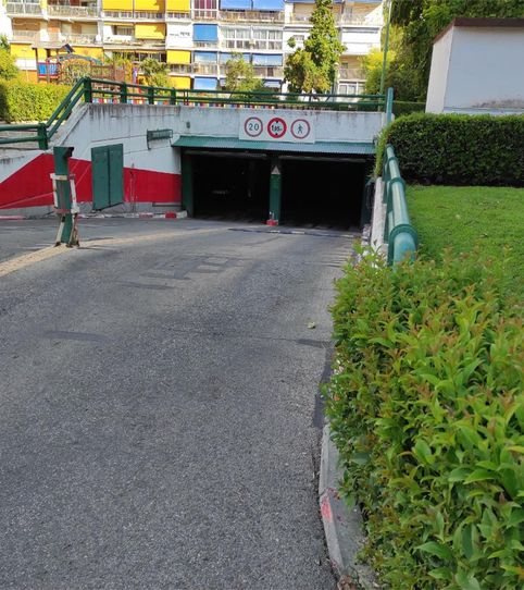 Foto 2 de Garaje en venta en Calle Pintor Julio Romero, Norte - Universidad, Móstoles