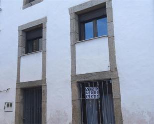 Vista exterior de Casa adosada en venda en El Tejado